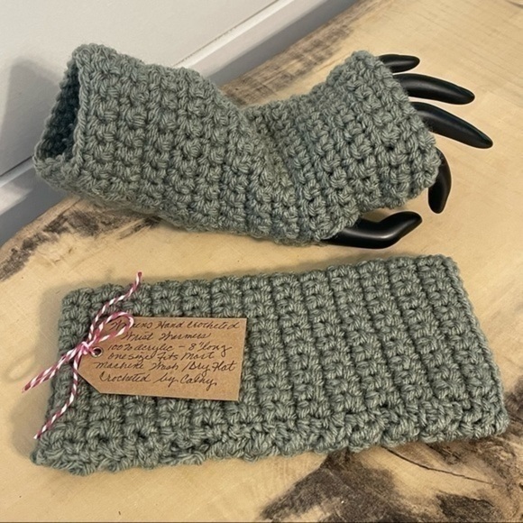 Handmade Fingerless Gloves Gaming Texting Eucalyptus Green Gray - Picture 4 of 4